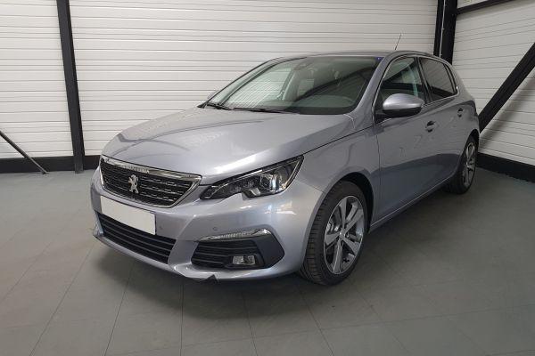 Peugeot 308 Allure 1.2 Puretech 130cv EAT8 photo Peugeot 308 Allure 1.2 Puretech 130cv EAT8