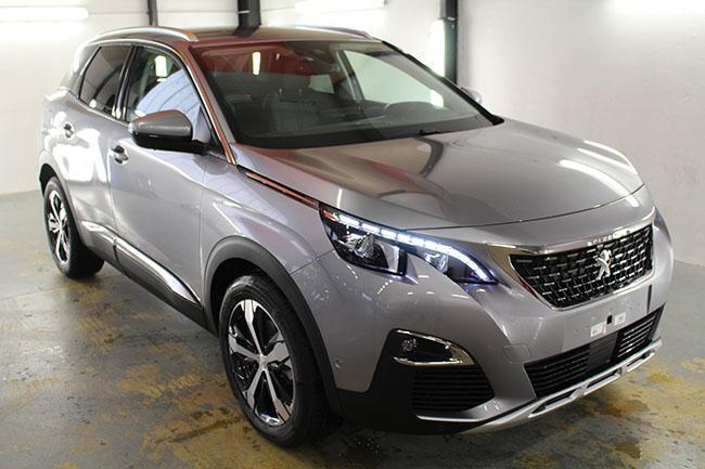 Peugeot 3008 Allure 1.2 Puretech 130cv photo Peugeot 3008 Allure 1.2 Puretech 130cv