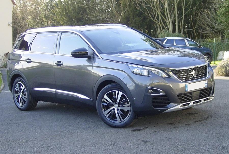 Peugeot 5008 Allure 1.6 Puretech 180cv EAT8 photo Peugeot 5008 Allure 1.6 Puretech 180cv EAT8