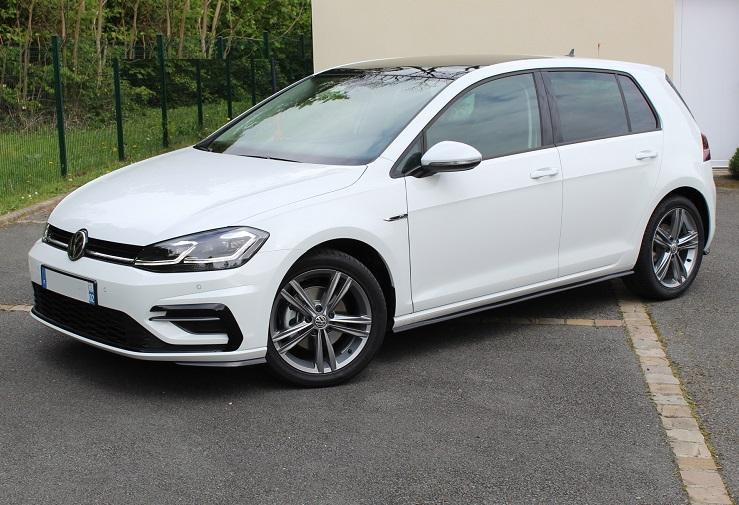 Volkswagen Golf 5 portes Carat1.5 Tsi 150cv R-Line photo Volkswagen Golf 5 portes Carat1.5 Tsi 150cv R-Line