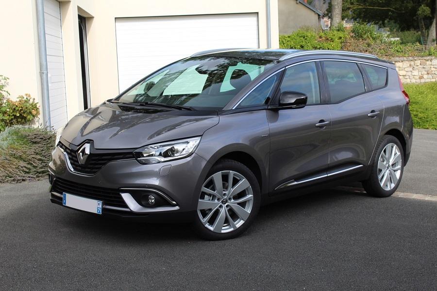 Renault Grand Scenic 7 places Limited 1.3 Tce 140cv photo Renault Grand Scenic 7 places Limited 1.3 Tce 140cv