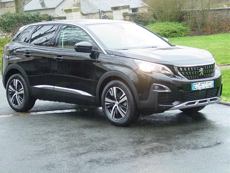 Peugeot 3008 Allure 1.2 Puretech 130cv EAT8 photo Peugeot 3008 Allure 1.2 Puretech 130cv EAT8