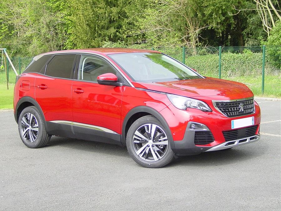 Peugeot 3008 Allure 1.2 Puretech 130cv photo Peugeot 3008 Allure 1.2 Puretech 130cv