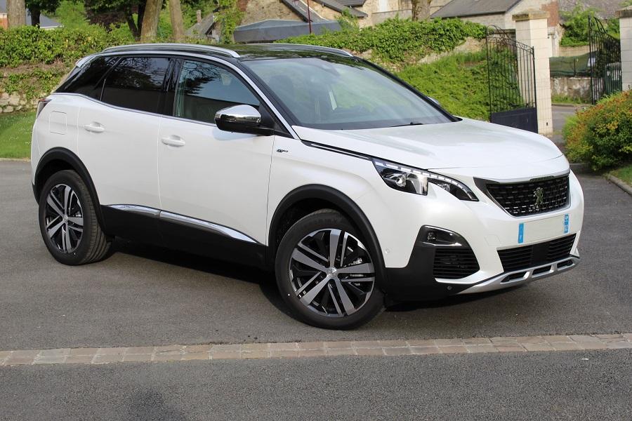 Peugeot 3008 GT 2.0 BlueHdi 180cv EAT8 photo Peugeot 3008 GT 2.0 BlueHdi 180cv EAT8