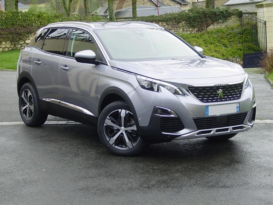 Peugeot 3008 Allure 1.2 Puretech 130cv photo Peugeot 3008 Allure 1.2 Puretech 130cv