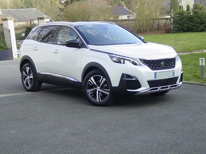 Peugeot 3008 Allure 1.2 Puretech 130cv EAT8 photo Peugeot 3008 Allure 1.2 Puretech 130cv EAT8