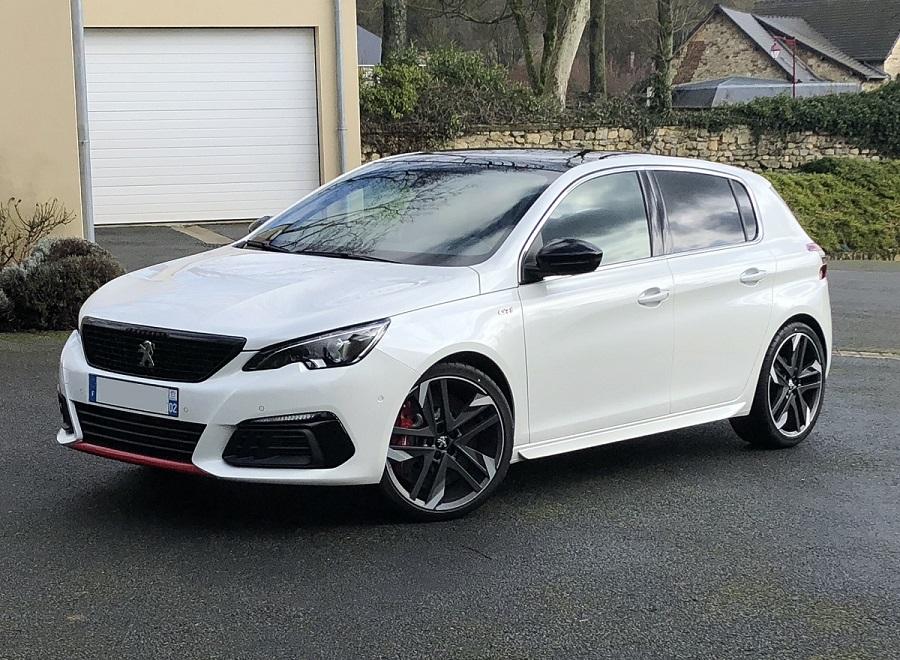 Peugeot 308 GTi 1.6 thp 263cv photo Peugeot 308 GTi 1.6 thp 263cv