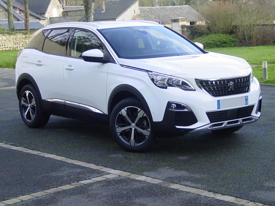 Peugeot 3008 Allure 1.5 BlueHdi 130cv photo Peugeot 3008 Allure 1.5 BlueHdi 130cv