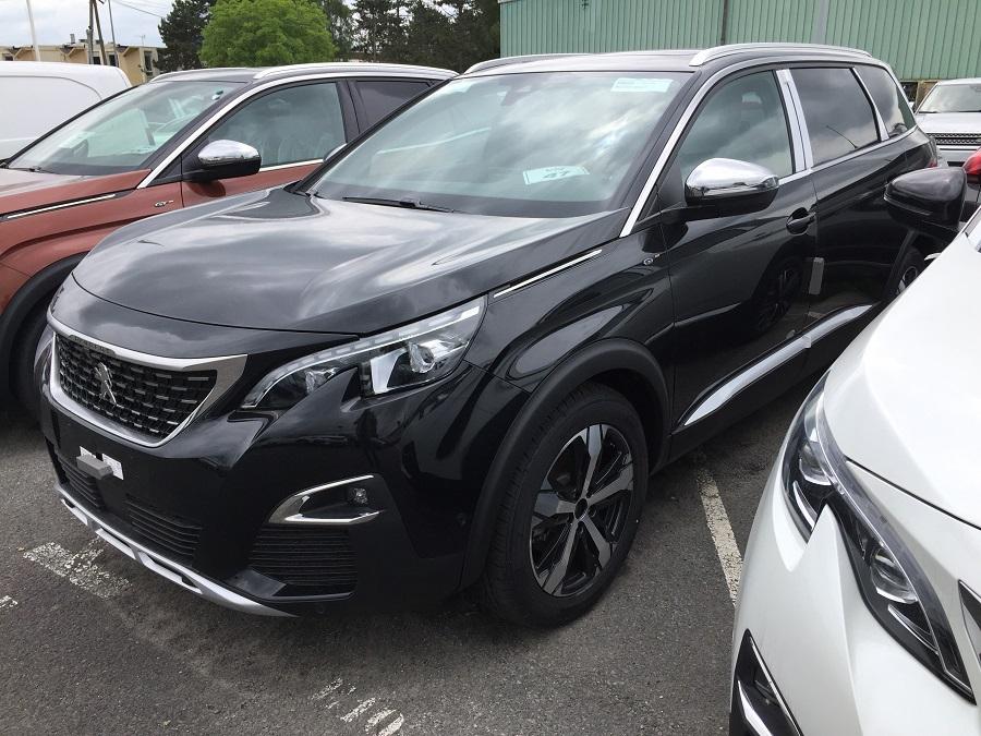 Peugeot 5008 GT 2.0 BlueHdi 180cv EAT8 photo Peugeot 5008 GT 2.0 BlueHdi 180cv EAT8
