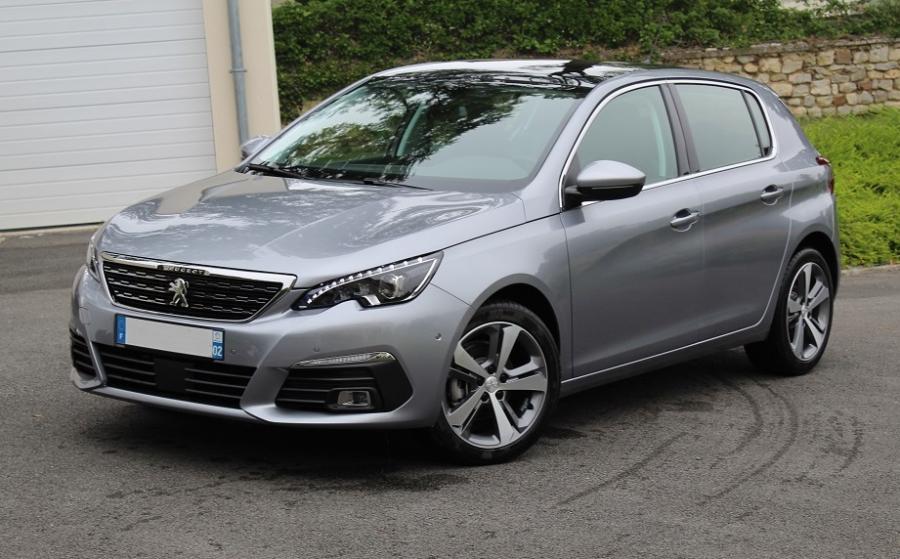 Peugeot 308 Allure 1.5 BlueHdi 130cv photo Peugeot 308 Allure 1.5 BlueHdi 130cv