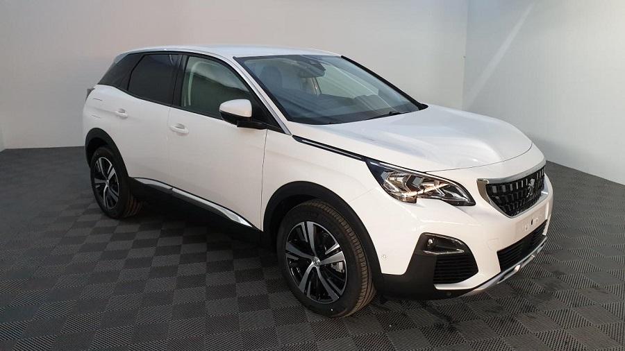 Peugeot 3008 Allure 1.5 Blue Hdi 130cv photo Peugeot 3008 Allure 1.5 Blue Hdi 130cv